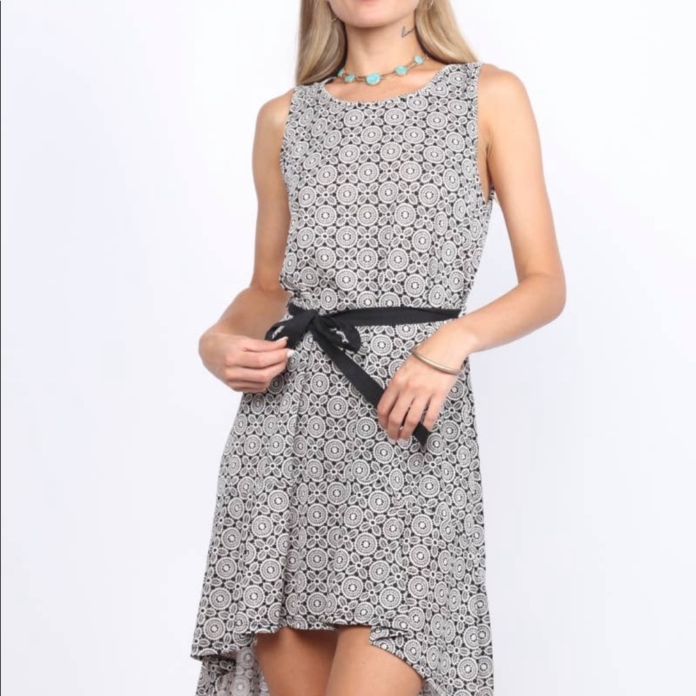 New Boutique Hi-Lo Midi Dress